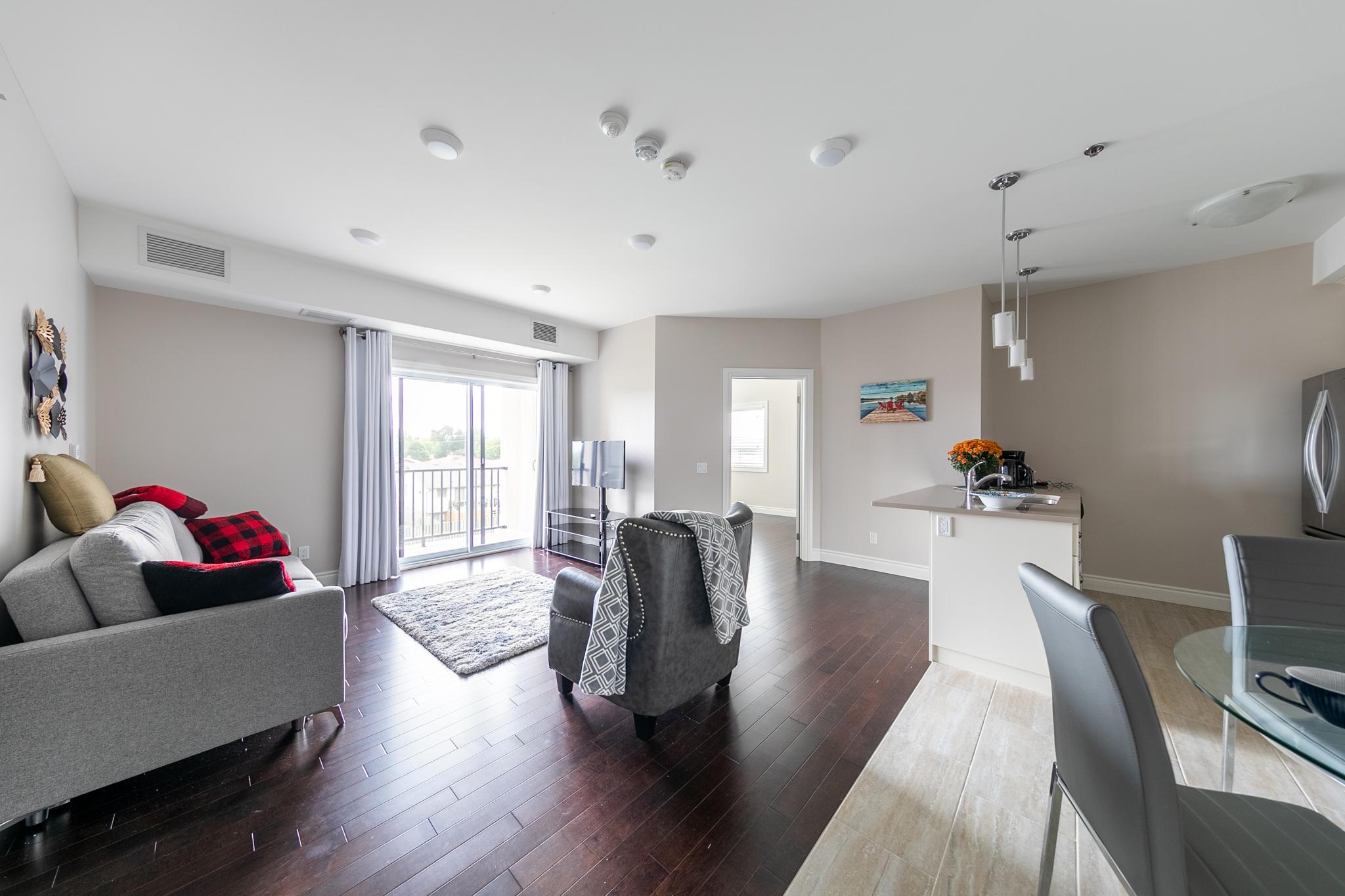 8475 Wyandotte St E - Photo 1